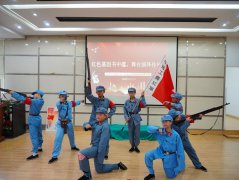 <b>合肥市包河区外国语第一尝试小学2025红色讲义剧</b>